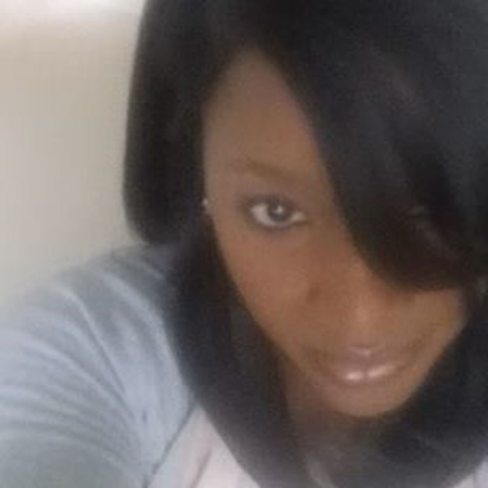 Meet your Posher, Yetunde